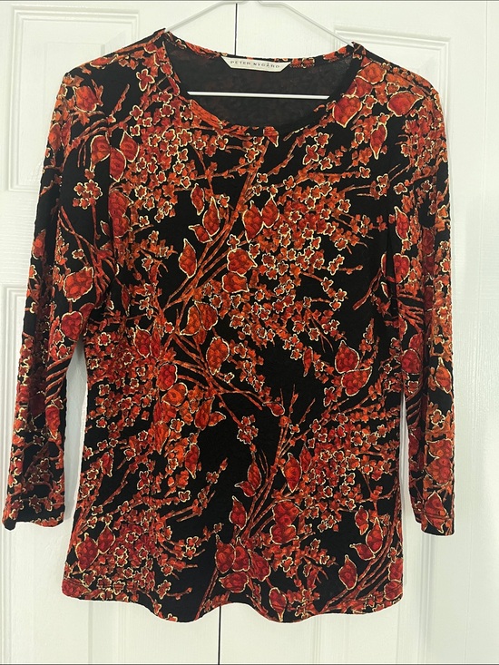 Peter Nygard Tops - Peter Nygard Black and Red Floral Velvet 3/4 Sleeve Top